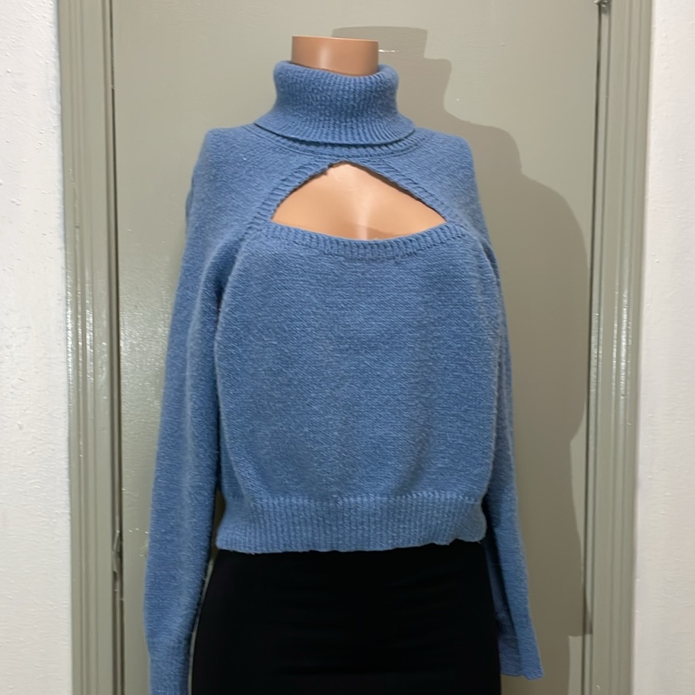 Shein Essnce Solid Turtleneck Cut Out Sweater Siz… - image 4